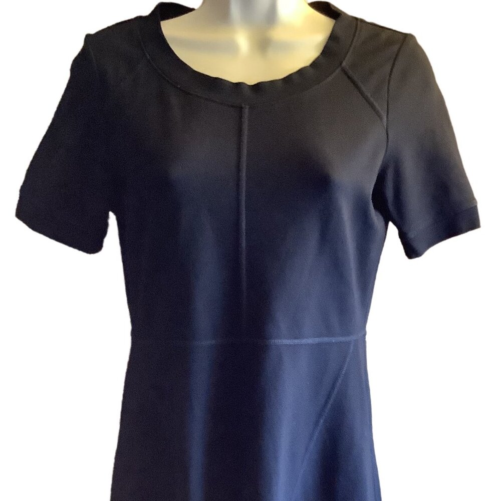 EUC Athleta Black Short Sleeve Dress Size: XS